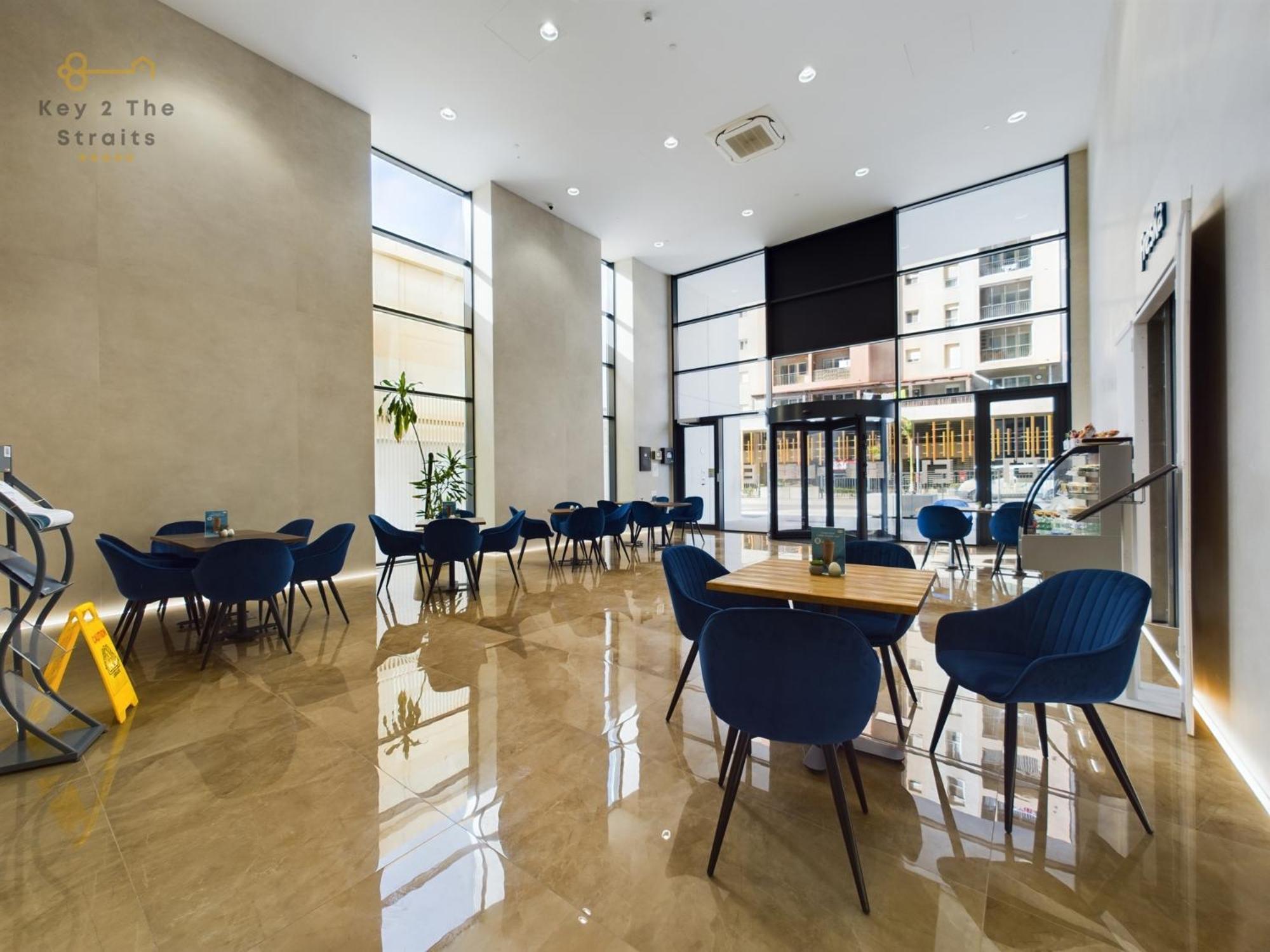 Luxury Sunrise Beach And Oceanview Room With Balcony Gibraltar Bagian luar foto