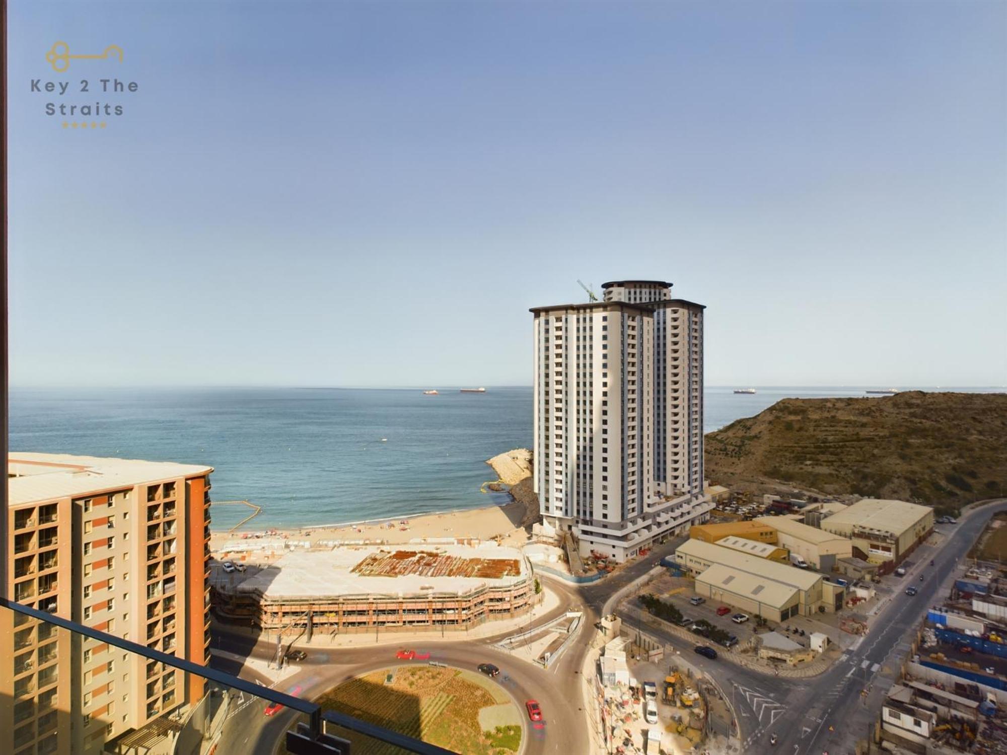 Luxury Sunrise Beach And Oceanview Room With Balcony Gibraltar Bagian luar foto
